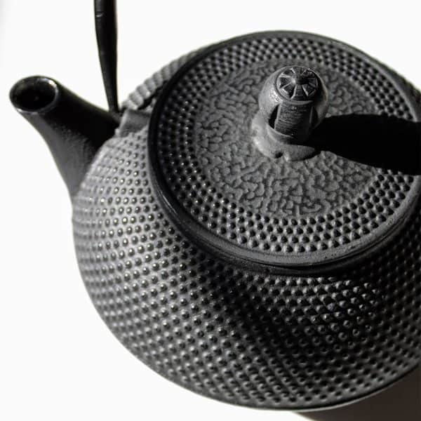 Cast Iron Teapot - Black (800ml) - Image 5