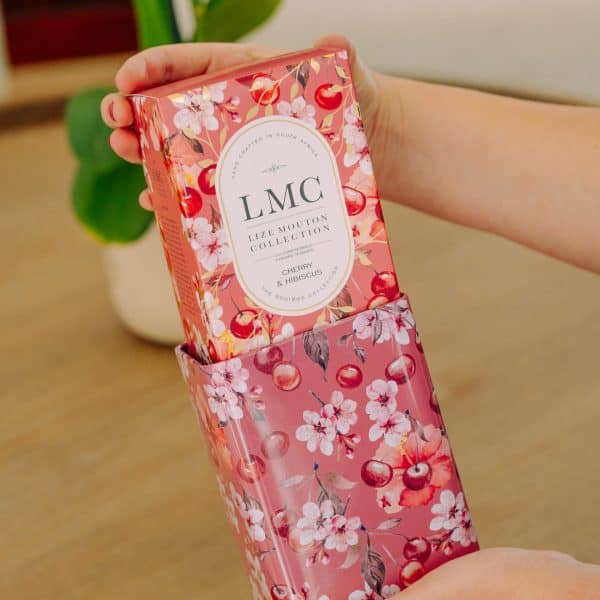 LMC Cherry and Hibiscus Rooibos in Cherry Hibiscus Tin (20 Teabags) - Image 2