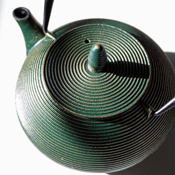 Cast Iron Teapot - Emerald Green (700ml) - Image 3